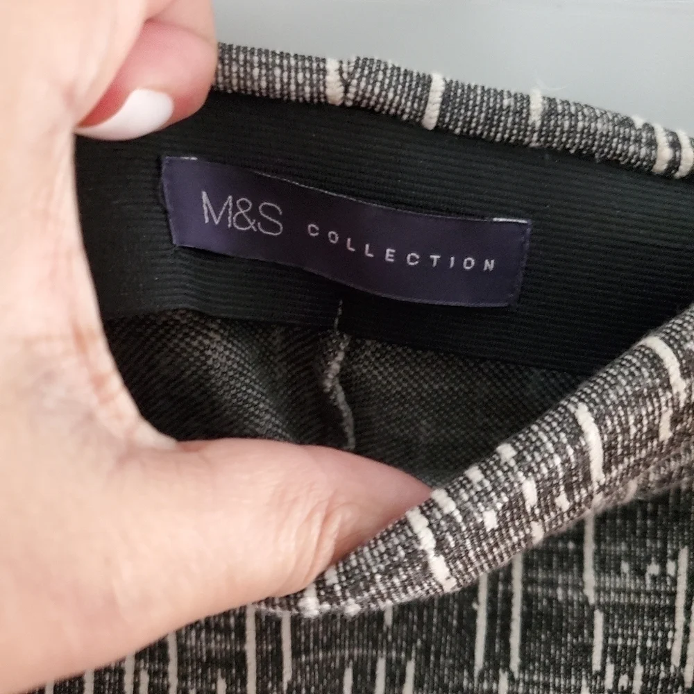 M&S Collection A Line Stripes Gray Pencil skirt Size 10